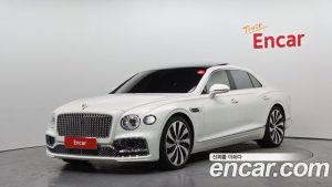 Bentley Flying Spur 4.0 Azure 2024 года из Южной Кореи