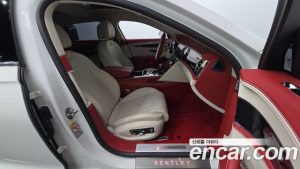 Bentley Flying Spur 4.0 Azure 2024 года из Южной Кореи