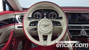 Bentley Flying Spur 4.0 Azure 2024 года из Южной Кореи