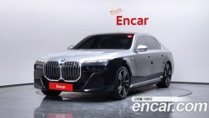 BMW 7-Series 750e xDrive M Sport 2023 года из Южной Кореи