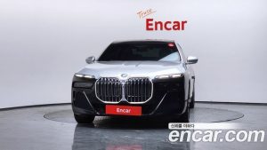 BMW 7-Series 750e xDrive M Sport 2023 года из Южной Кореи