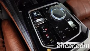 BMW 7-Series 750e xDrive M Sport 2023 года из Южной Кореи