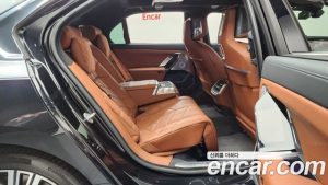 BMW 7-Series 750e xDrive M Sport 2023 года из Южной Кореи