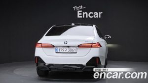 BMW 5-Series 520i M Sport 2025 года из Южной Кореи