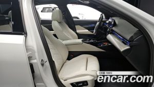 BMW 5-Series 520i M Sport 2025 года из Южной Кореи