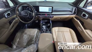 Kia Sorento HEV 1.6 2WD 2024 года из Южной Кореи