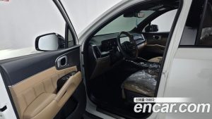 Kia Sorento HEV 1.6 2WD 2024 года из Южной Кореи