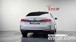 BMW 5-Series 520i 2025 года из Южной Кореи