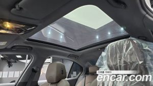 BMW 5-Series 520i 2025 года из Южной Кореи