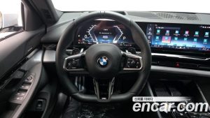 BMW 5-Series 520i M Sport 2024 года из Южной Кореи