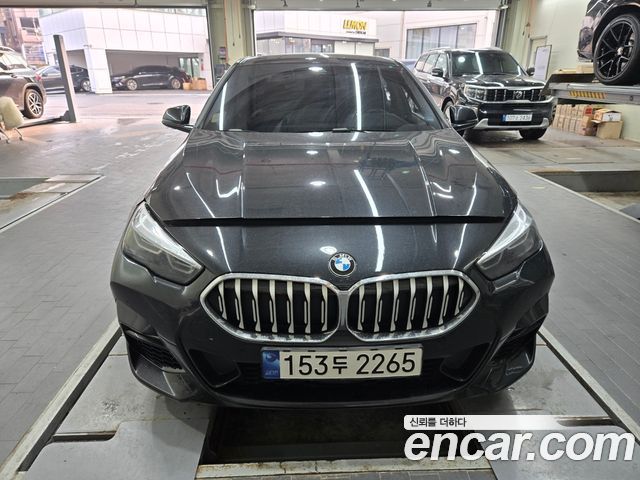 BMW 2-Series 220i M Sport 2023 года из Кореи