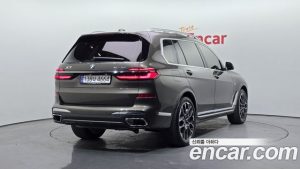 BMW X7 xDrive 40i M Sport 6 2024 года из Южной Кореи