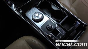 Kia Sorento HEV 1.6 2WD 2024 года из Южной Кореи