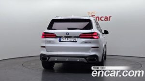 BMW X5 xDrive 40i M Sport 2024 года из Южной Кореи