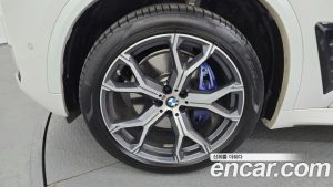 BMW X5 xDrive 40i M Sport 2024 года из Южной Кореи