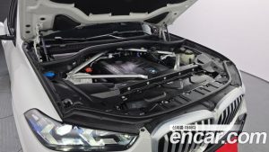BMW X5 xDrive 40i M Sport 2024 года из Южной Кореи