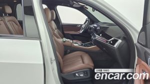 BMW X5 xDrive 40i M Sport 2024 года из Южной Кореи