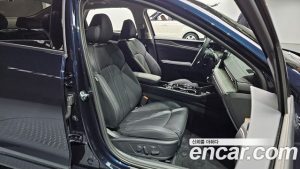Kia K5 Noblesse 2025 года из Южной Кореи