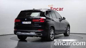 BMW X5 xDrive 30d xLine 2024 года из Южной Кореи