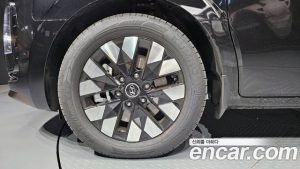 Hyundai Staria Lounge 9-Seater 2025 года из Южной Кореи