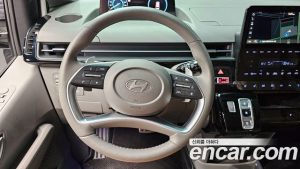 Hyundai Staria Lounge 9-Seater 2025 года из Южной Кореи