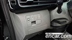 Hyundai Staria Lounge 9-Seater 2025 года из Южной Кореи
