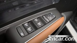 Renault-KoreaSamsung QM6 2.0 LPe RE 2WD 2026 года из Южной Кореи