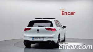 Volkswagen Golf 2.0 GTI 2024 года из Южной Кореи