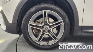 Mercedes-Benz GLB-Class GLB250 4MATIC 2023 года из Южной Кореи