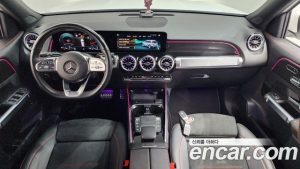 Mercedes-Benz GLB-Class GLB250 4MATIC 2023 года из Южной Кореи