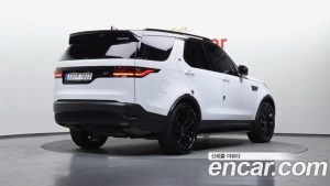 Land Rover Discovery D250 SE 2023 года из Южной Кореи
