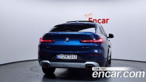 BMW X4 xDrive20i xLine 2023 года из Южной Кореи