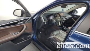 BMW X4 xDrive20i xLine 2023 года из Южной Кореи