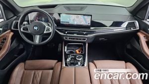 BMW X5 xDrive 40i M Sport 2025 года из Южной Кореи