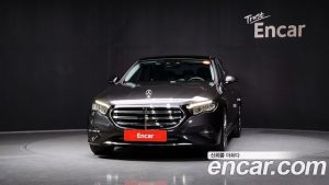 Mercedes-Benz E-Class E220d 4MATIC Exclusive 2025 года из Южной Кореи