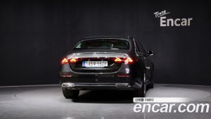 Mercedes-Benz E-Class E220d 4MATIC Exclusive 2025 года из Южной Кореи