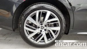 Mercedes-Benz E-Class E220d 4MATIC Exclusive 2025 года из Южной Кореи