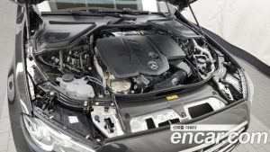 Mercedes-Benz E-Class E220d 4MATIC Exclusive 2025 года из Южной Кореи