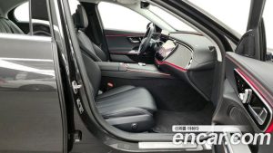 Mercedes-Benz E-Class E220d 4MATIC Exclusive 2025 года из Южной Кореи