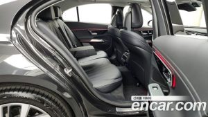 Mercedes-Benz E-Class E220d 4MATIC Exclusive 2025 года из Южной Кореи