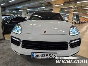 Porsche Cayenne 3.0 Coupe 2022 года из Южной Кореи
