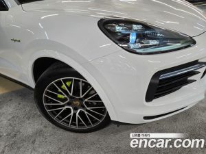 Porsche Cayenne 3.0 Coupe 2022 года из Южной Кореи