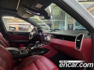 Porsche Cayenne 3.0 Coupe 2022 года из Южной Кореи