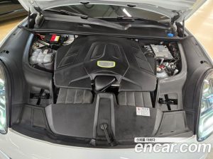 Porsche Cayenne 3.0 Coupe 2022 года из Южной Кореи