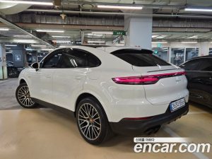 Porsche Cayenne 3.0 Coupe 2022 года из Южной Кореи