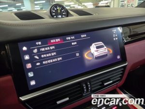 Porsche Cayenne 3.0 Coupe 2022 года из Южной Кореи