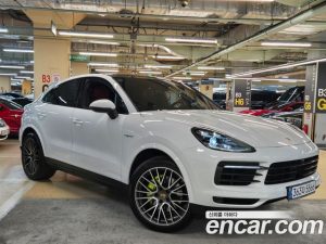Porsche Cayenne 3.0 Coupe 2022 года из Южной Кореи