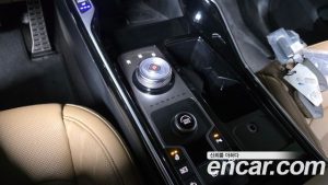 Kia Sorento HEV 1.6 2WD 2024 года из Южной Кореи