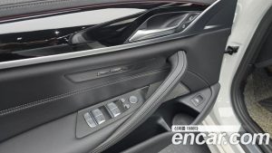 BMW 5-Series 530i M Sport 2023 года из Южной Кореи