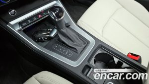 Audi Q3 40 TFSI 4WD Premium 2025 года из Южной Кореи